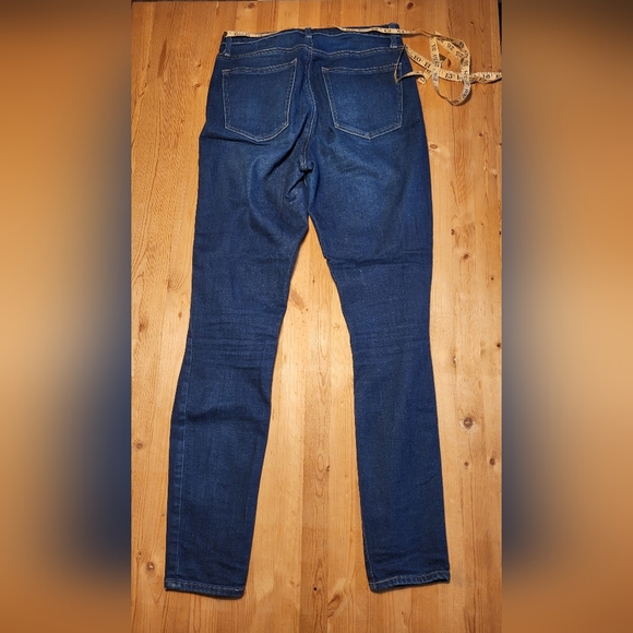 Gap distressed skinny jeans - Picture 7 of 8